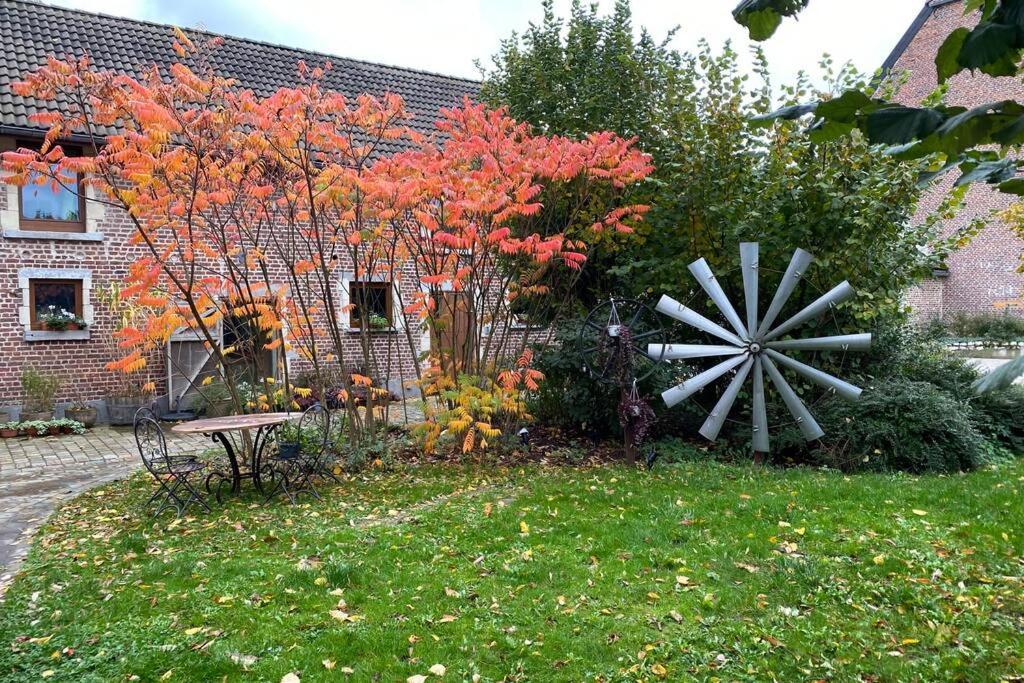 Charmant Appartement Dans Une Ancienne Ferme Nivelles Exterior foto